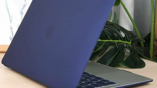 matoviy-chohol-dlya-macbook-air-m2